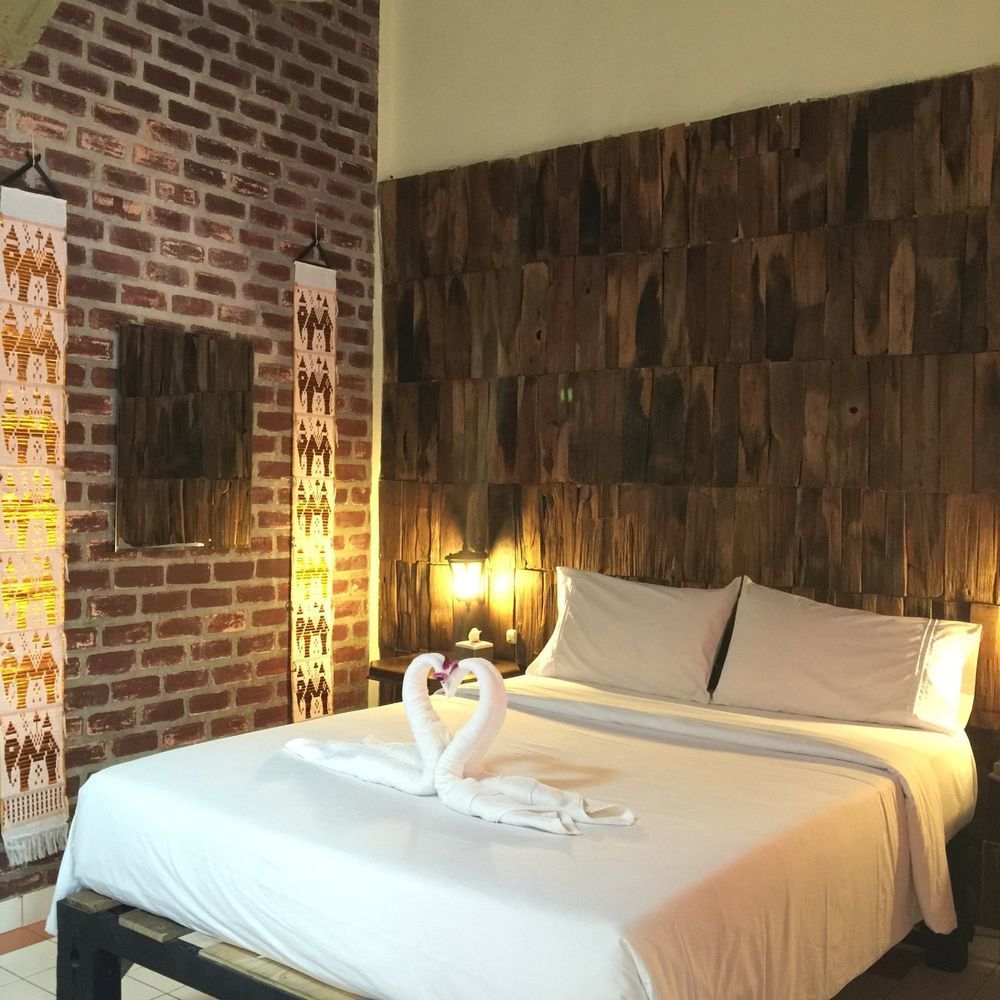Baan Thai Homestay By Bgb Villas Ката-Бич Экстерьер фото