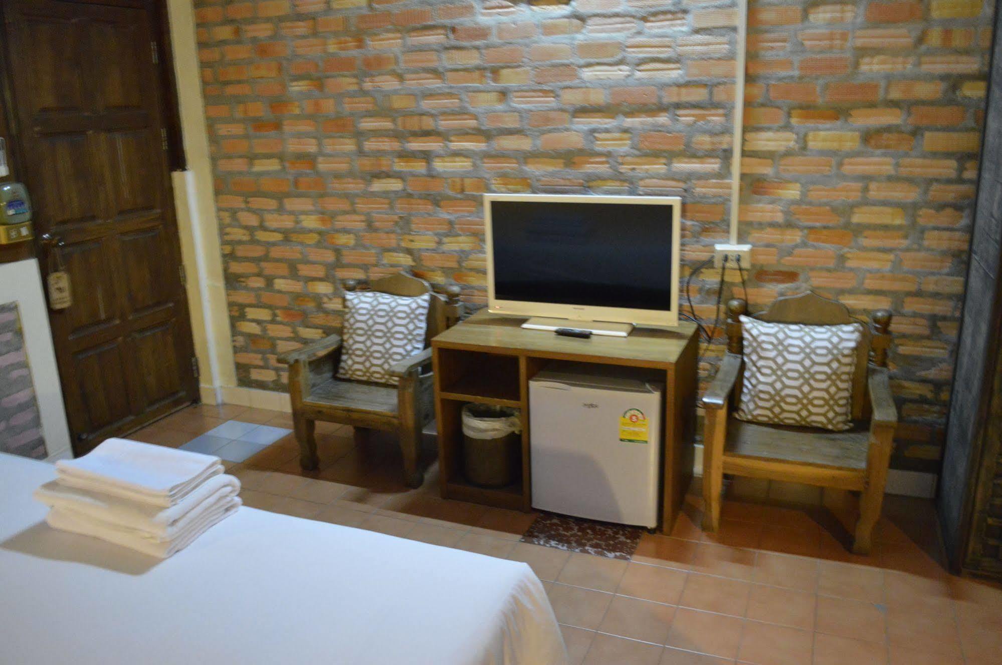 Baan Thai Homestay By Bgb Villas Ката-Бич Экстерьер фото