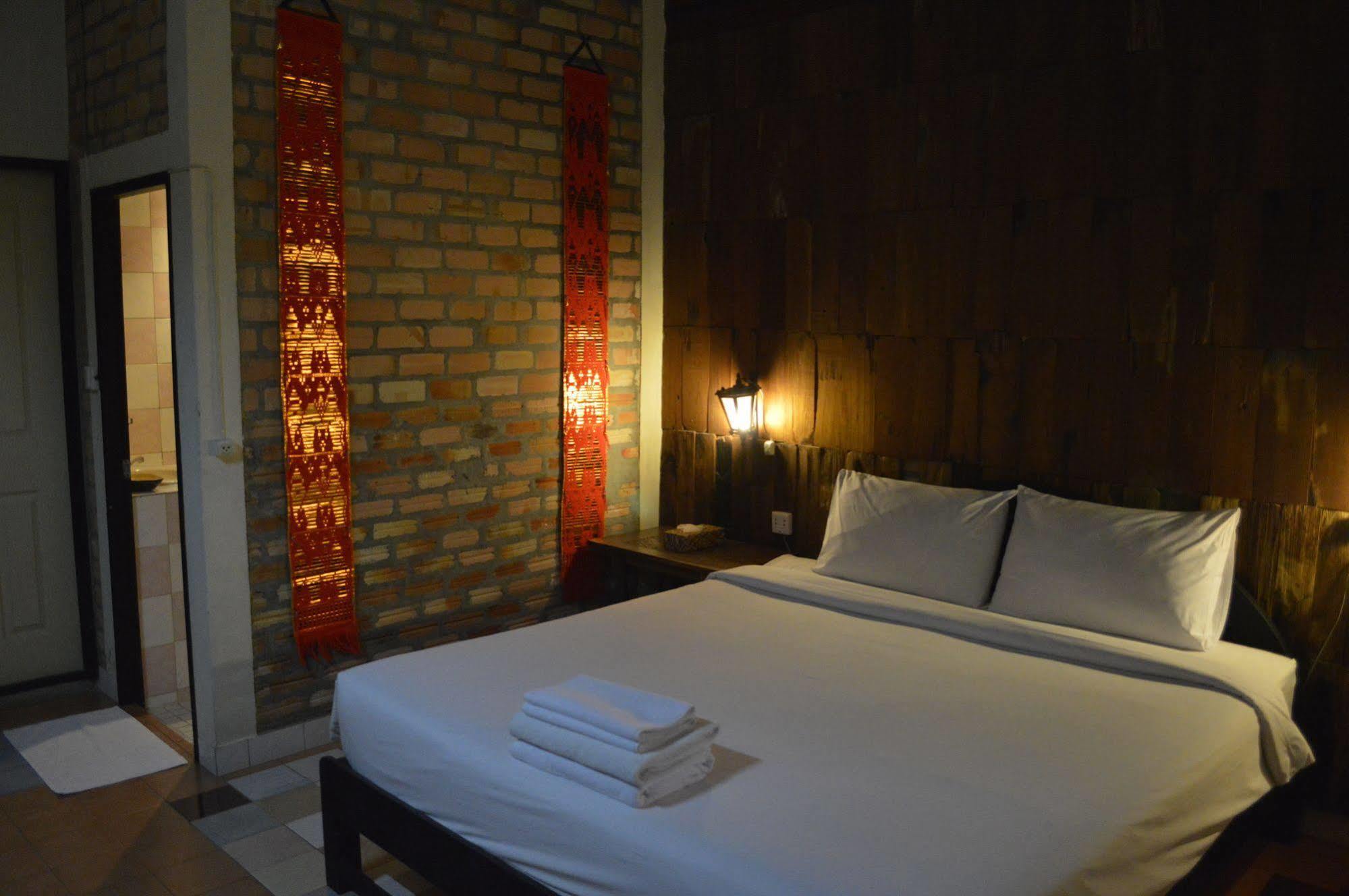 Baan Thai Homestay By Bgb Villas Ката-Бич Экстерьер фото