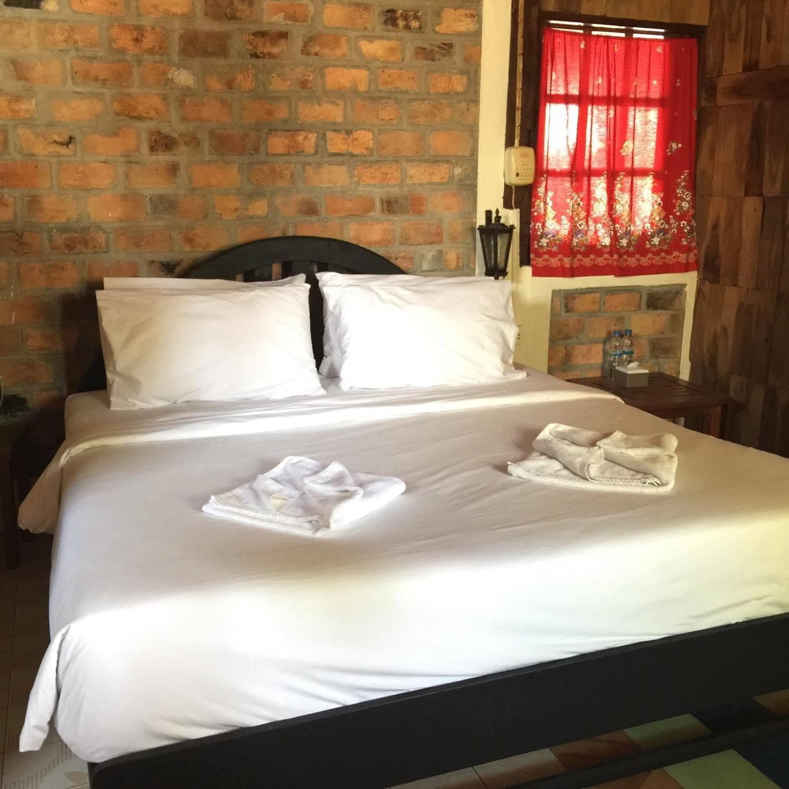 Baan Thai Homestay By Bgb Villas Ката-Бич Экстерьер фото